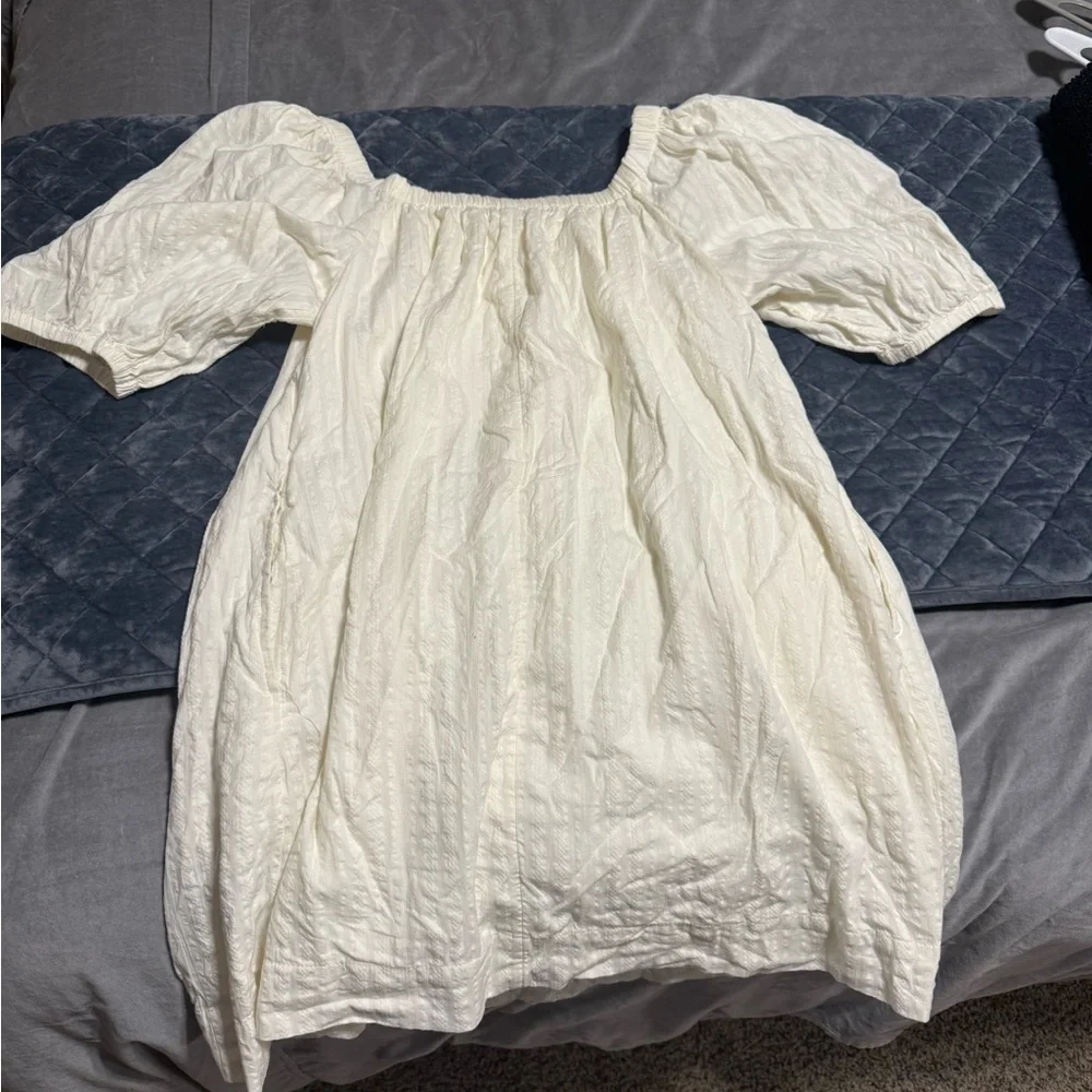 NWOT Old Navy Cream Mini Dress - Picture 2 of 6